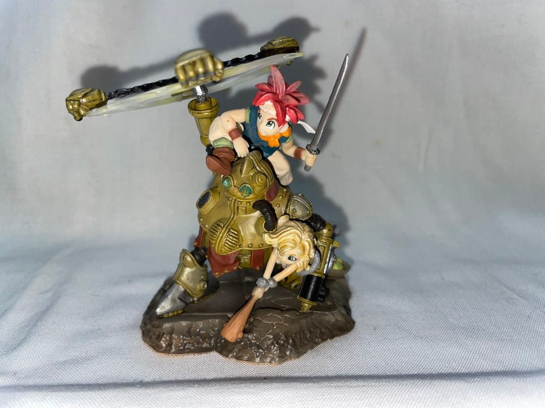 

[USED] Chrono Trigger Formation Arts Chrono, Robo, and Eila Figure