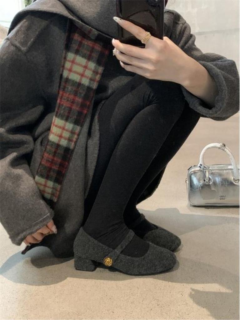 French High-end Thick Heel Square Head Woolen Single Shoes Female Grandma Shoes Autumn and Winter Velvet Middle Heel Mary Jane Fluffy Shoes