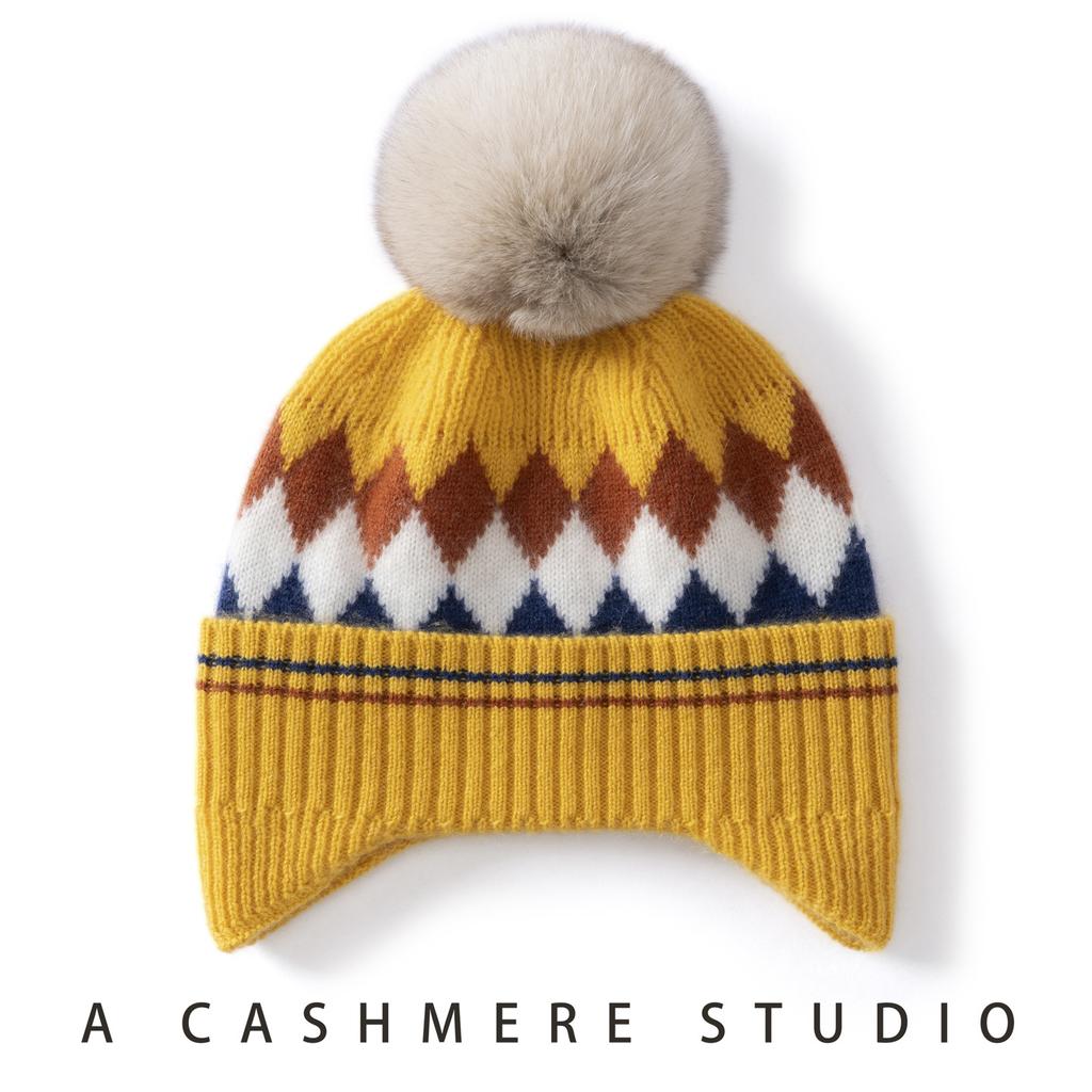 New thickened children's rhombus outdoor warm hairball hat, outdoor windproof and cold-proof ear protection hat, student knitted hat