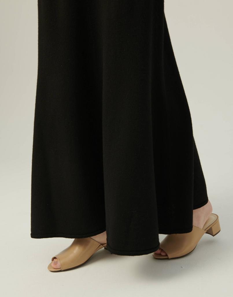 Beiseuseuledeu Mermaid Long Knit Skirt_Black