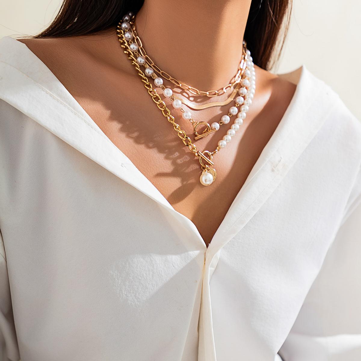 

Layered Imitation Pearl and Thick Chains Choker Necklace for Women Tendy Beaded Chains on Neck Accessories 2026 Fashion Jewelry