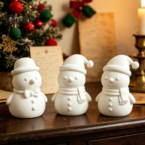 Decoratieve Sneeuwpop voor Kerstmis 3D Geprinte Figuur, Klein Tafelblad Beeldje met Boom Hangende Hangers Sjaal/Stropdas, Feestelijk Ornament Bureau,
