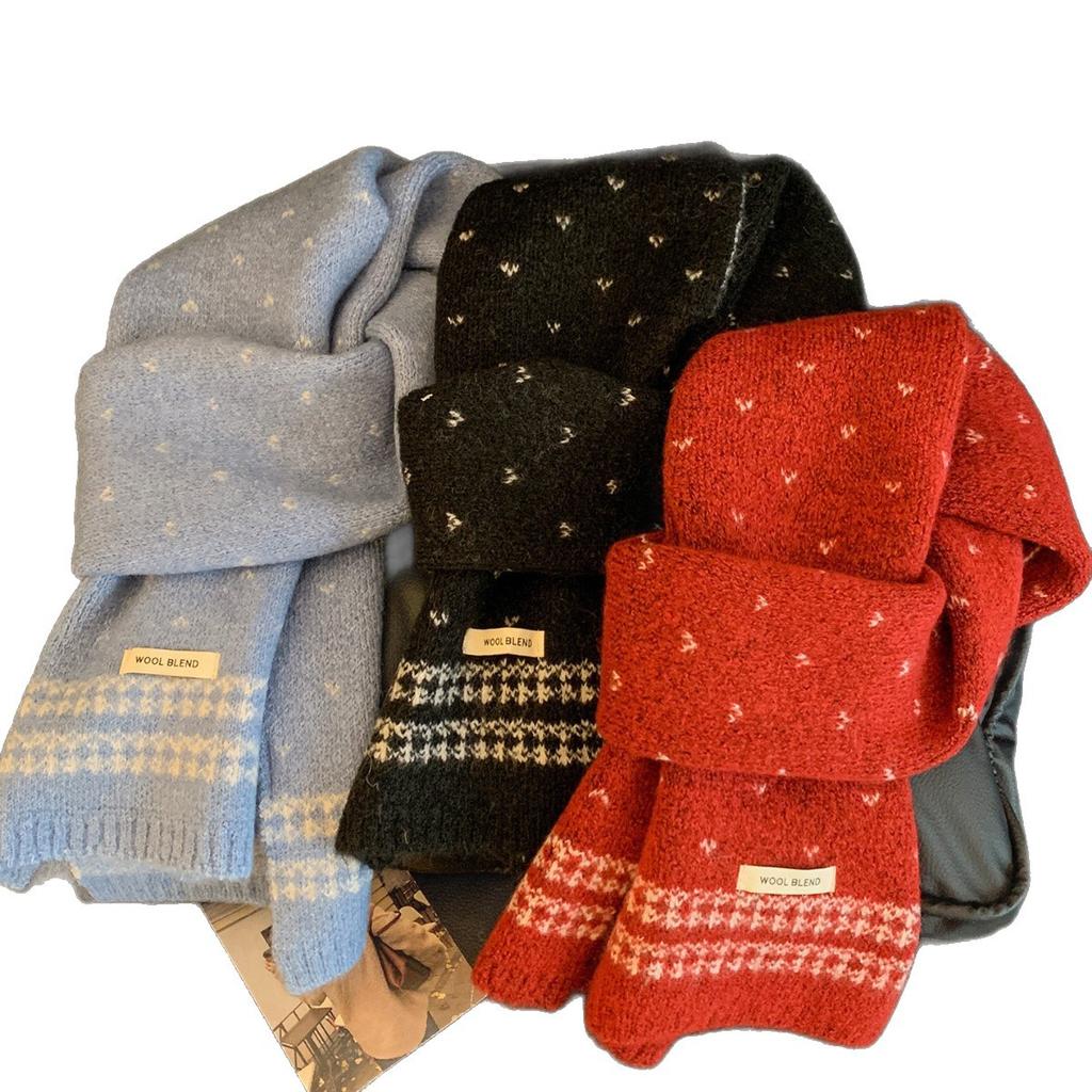 New Year's Red Fair Island Jacquard Knitted Scarf Women's Winter New Premium Thickened Warm Student Scarf Tide