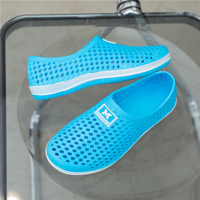 2025 Summer Baotou Sandals: Non-Slip Beach Shoes for Men & Women - Korean Style