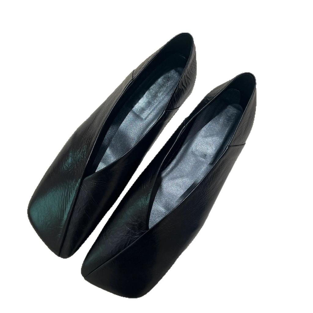Leather French niche V-mouth diagonal square head flat-soled single shoes women's 2025 new spring fashion one-pedal grandma shoes