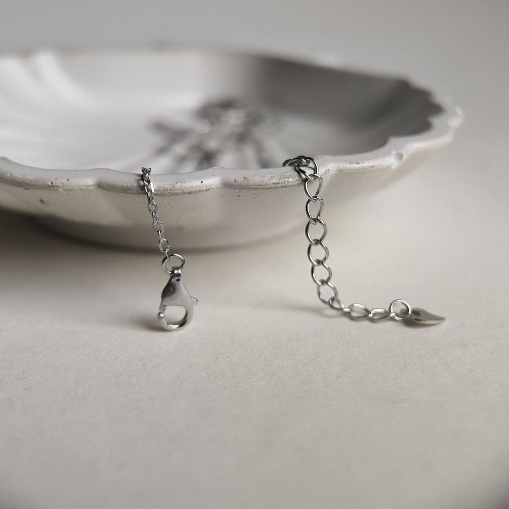 Серебряное колье с натуральным агатом, вес изделия 3,57 гр (60002364)