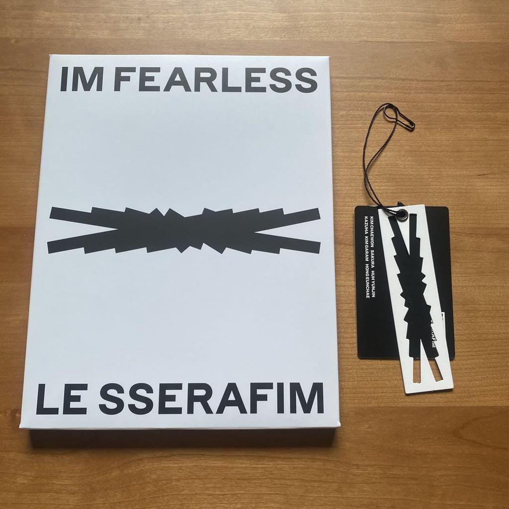 [USED] The First Moment in Your Hands Lucella