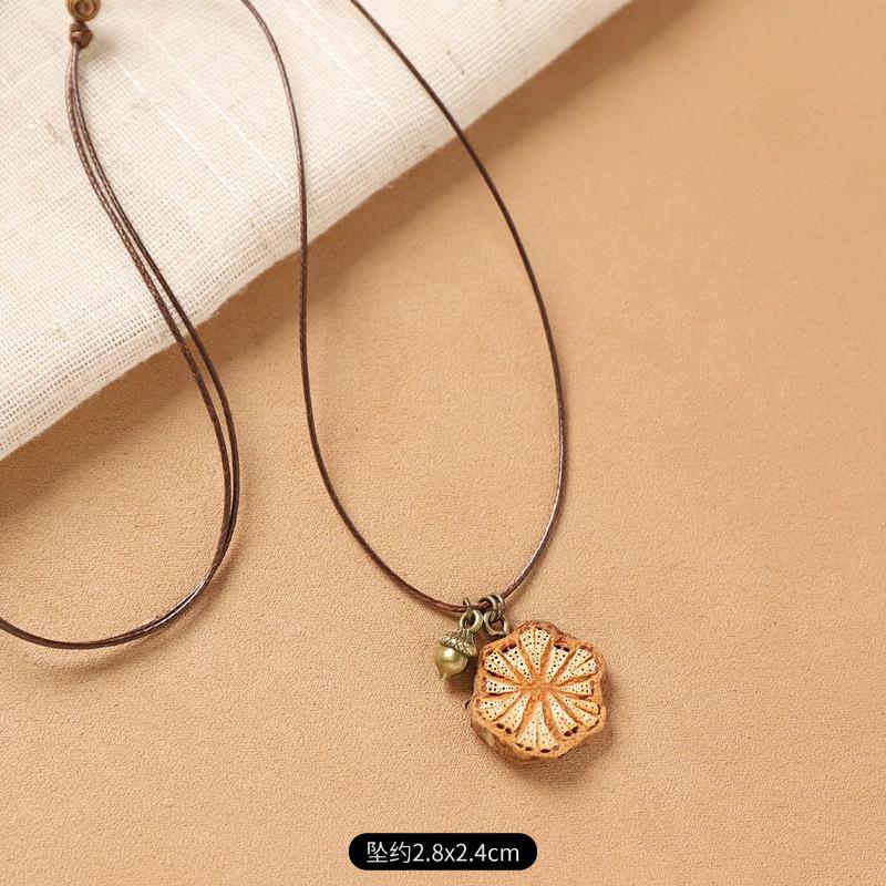 Female Acorn Pendant - Simple Long Sleeve Sweater Chain - Retro Knitted Necklace Accessory