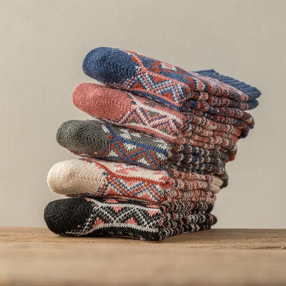 5 poros Naujo dizaino Žieminių kojinių Storos Šiltos Kalėdinės kojinės Vyrams Moterims Porinės kojinės Vienas dydis 9021