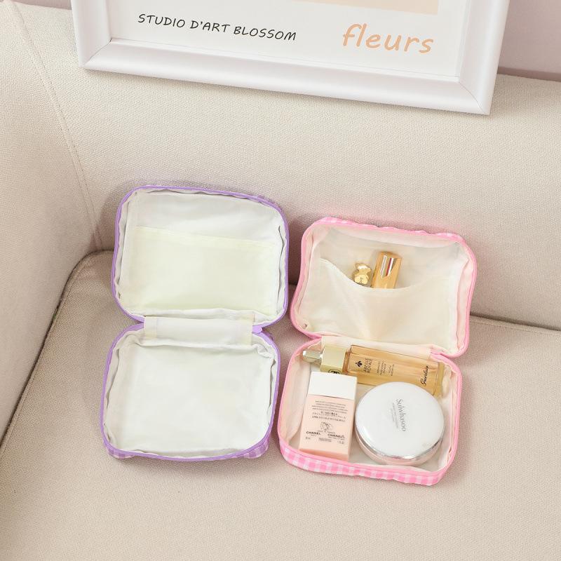 Cartoon multi-color canvas women's sanitary napkin storage bag, aunt handkerchief bag, sanitary cotton storage bag CLE