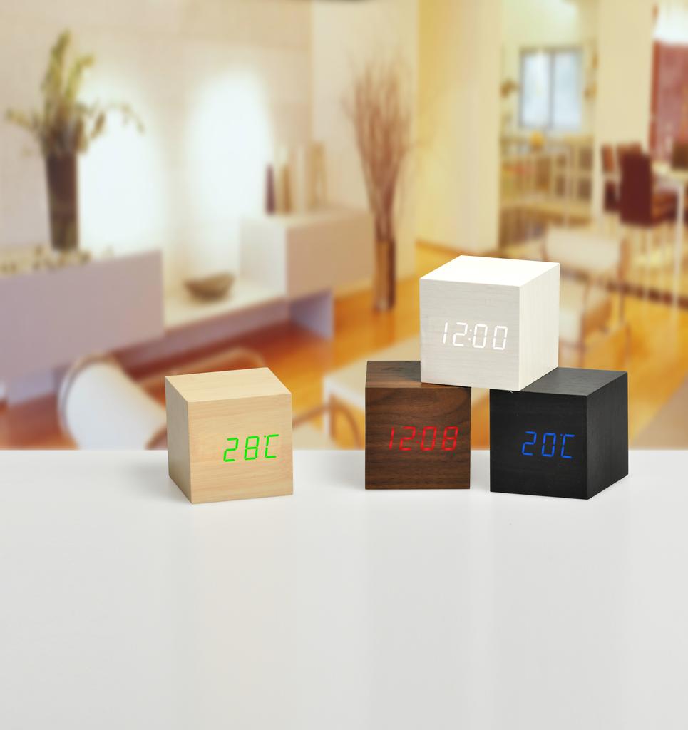 2022 Tabletop Temperature Time Display Electronic Wooden LED Digital Pixel Wireless Alarm Table Clock with Sound Control
