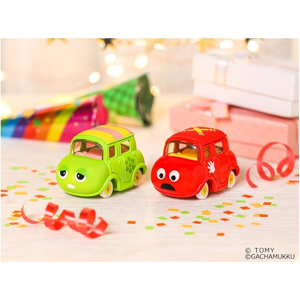 Takara Tomy Tomica Dream Tomica Gachapin & Mukku Mini Car Toy for Ages 3 and Up
