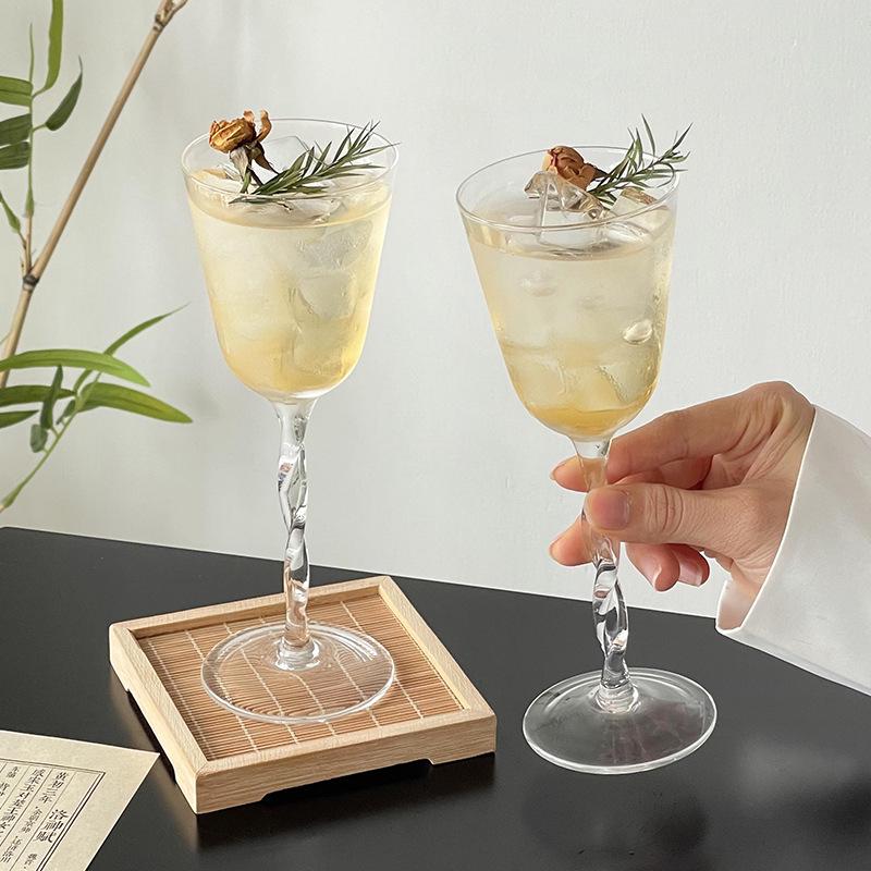 Niche Retro Stemware: High-End Tipsy Cocktail, Wine & Champagne Glass Set