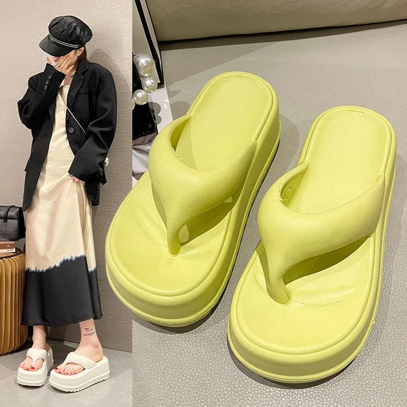 Fashion 2024 New Summer Women Fashion Thick Bottom High Heel Flip Flops Women Outer Wear Outdoor Beach Small High-Grade Casual Sandals