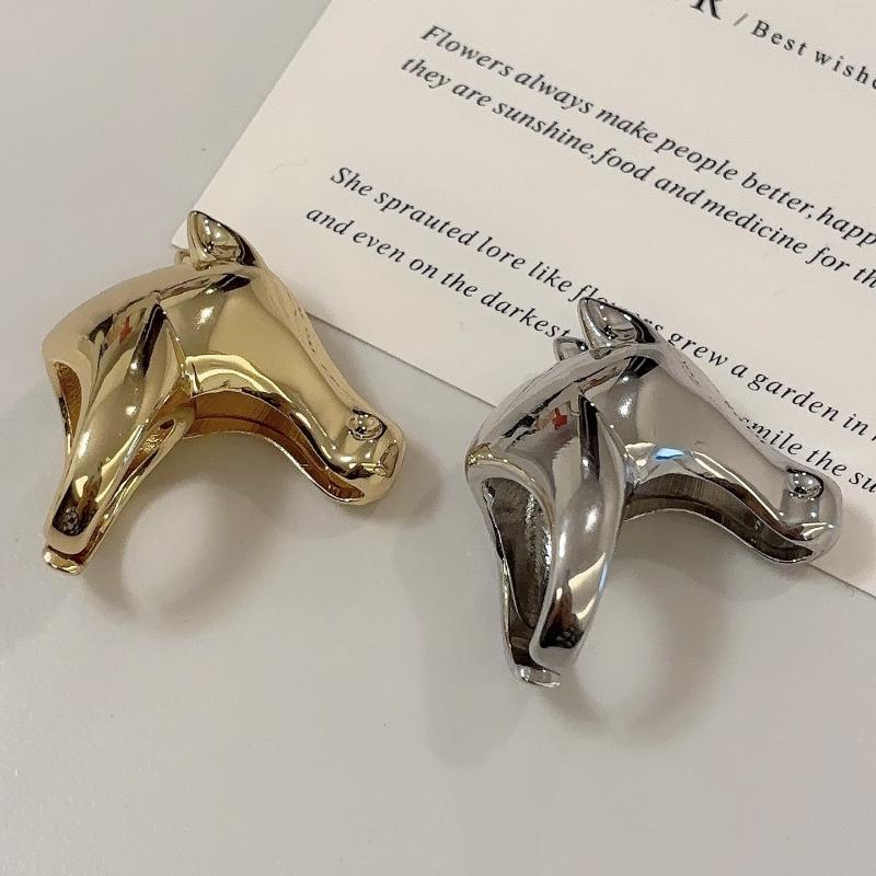 Light Luxury Exaggerated Personalized Metal Horse Head Ring Zircon Inlay Horse European American Style Ring Jewelry