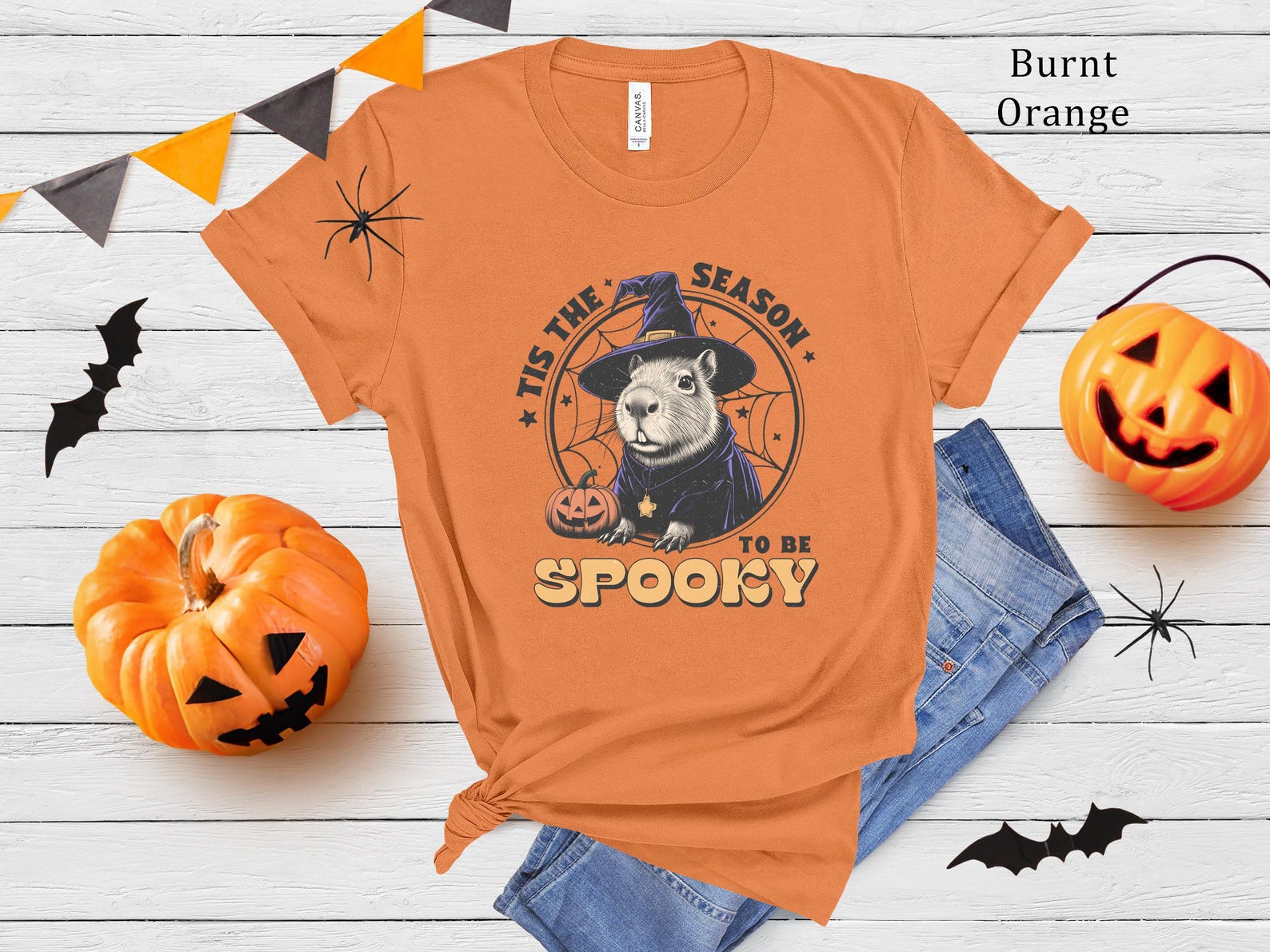Capybara Witch Halloween T-Shirt | Spooky Season Tee XL