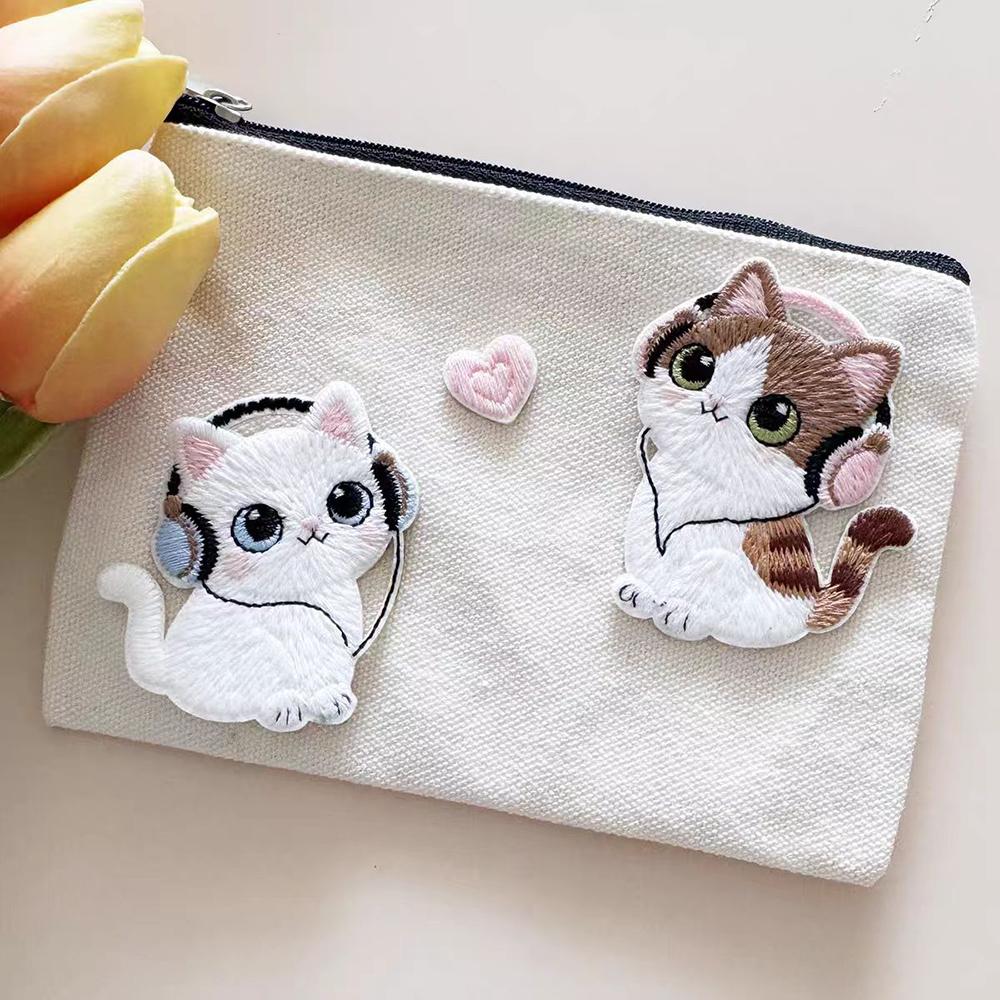 4 Pcs Mixed Cute Cartoon Cat With Headphones Embroidered Patches Iron On Decorative Applique