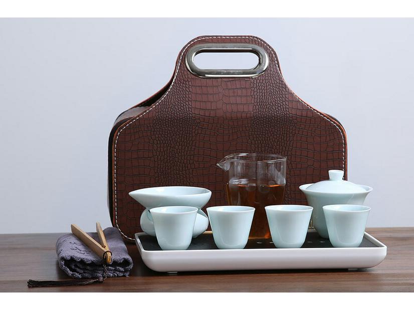 

Chaxun Celadon Porcelain Travel Gaiwan Set