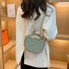 Design de nicho bolsa pequena feminina 2025 nova moda outono e inverno bolsa caixa portátil versátil corrente ombro único mensageiro
