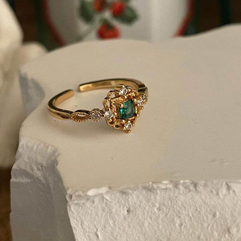 Geometric Design Unique Green Ring Women Adjustable Fashion Jewelry Piece