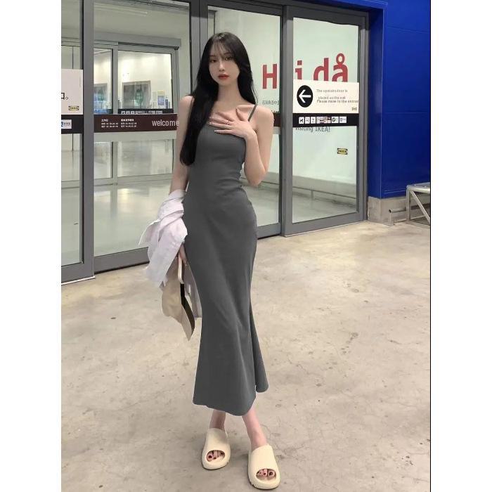 2025 Summer Fishtail Suspender Dress - Sleeveless, Backless, Pure Temperament
