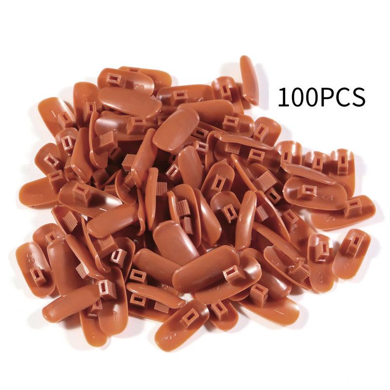 Nailart-Hände, professionelle Übungshände + 100 Stück Nagelspitzen, verstellbares Übungsmodell aus Kunststoff, DIY-Maniküre-Werkzeug, flexibel und weich