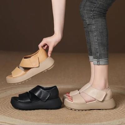 Novo Estilo Casual Tamanho Grande Sandálias de Sola Grossa Verão Sandálias Tamanho Grande Sandálias Femininas Retrô Moda Exterior