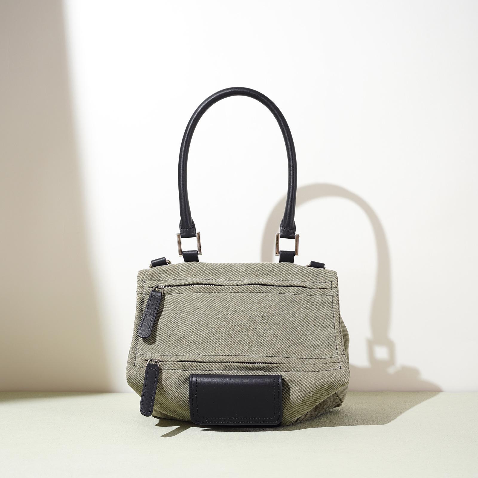 

New Niche Design Shoulder Bag High-end Sense Large-capacity Leather Men s and Women s Bags