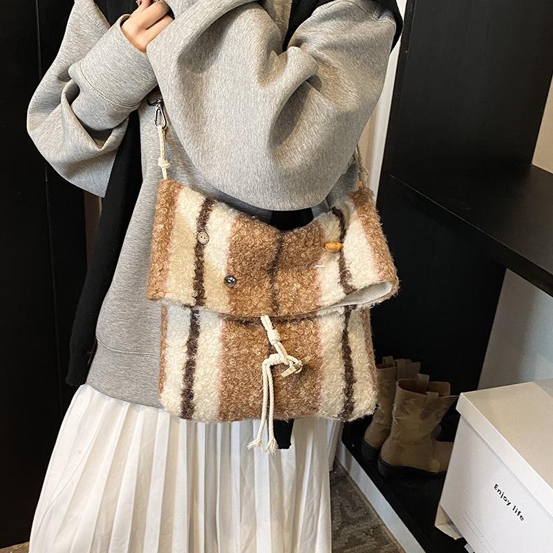 

Полосатая шерстяная сумка через плечо Ленивая универсальная сумка через плечо большой емкости Ретро сумка-тоут коричневый