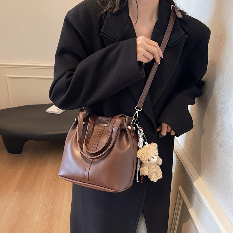 Versatile Single Shoulder Crossbody Bag  Elegant Bag  Hot Products  Advanced Bucket Bag Sensation  Practical  Autumn and Winter