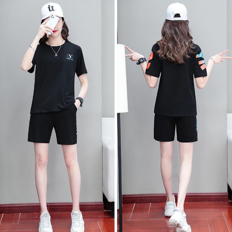 

Летний спортивный костюм большого размера для женщин: Повседневный модный свободный спортивный костюм-двойка с коротким рукавом. M чёрный