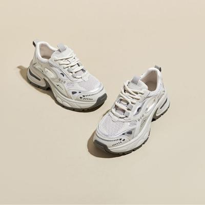 Nische dicksohlige erhöhende weiße Dad-Schuhe Damenfüße sind klein 2025 neue vielseitige Mesh atmungsaktive lässige Sportschuhe