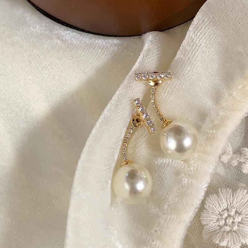 Dual-Wear Cubic Zirconia Pearl Tassel Stud Earrings: Unique, Fashionable, and Versatile Design for Women