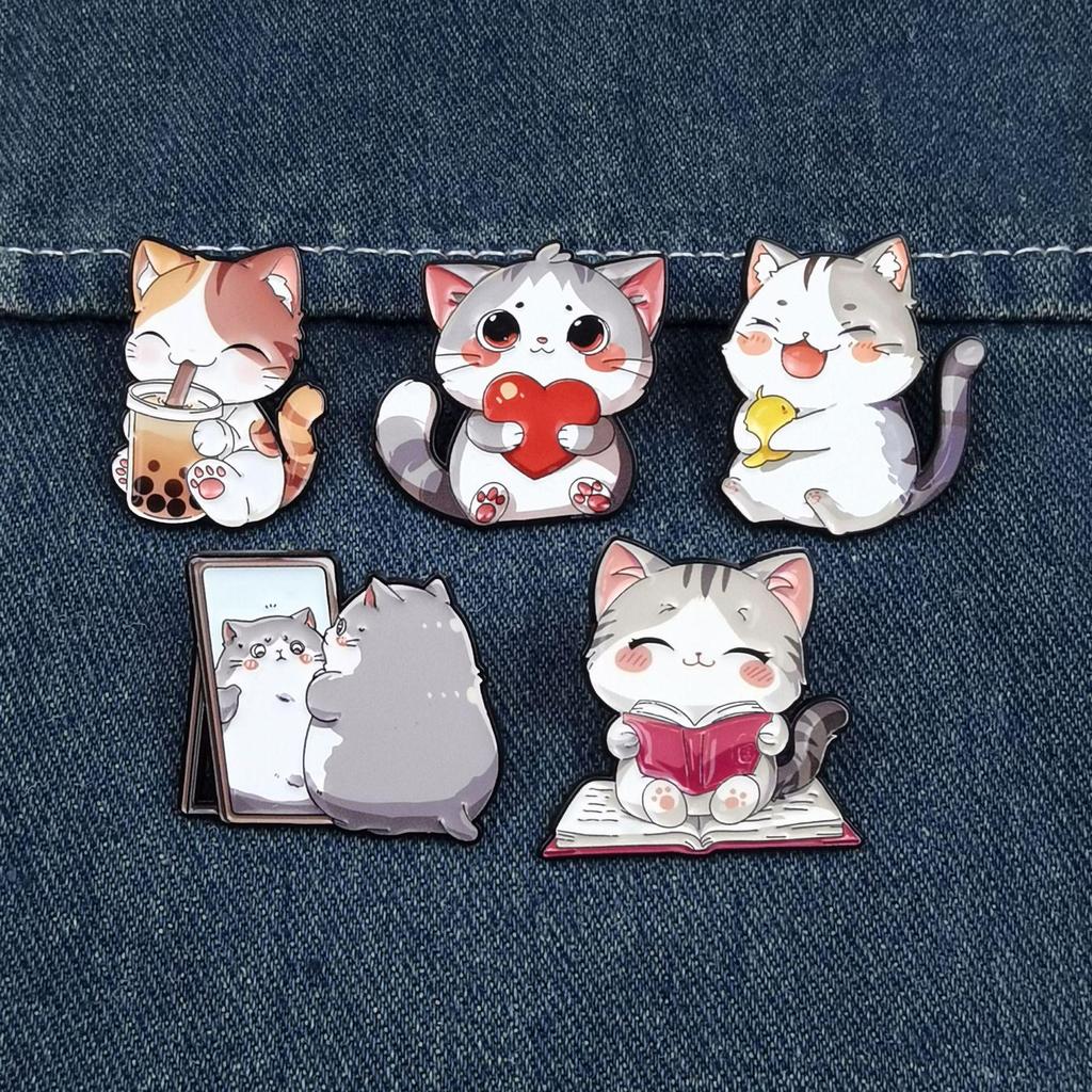 Cute Kitten Cartoon Brooch: Smiling Animal Badge for Clothing & Backpacks