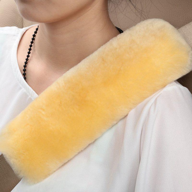 

Car Seatbelt Shoulder Pads, Extended Warm and Breathable Plush Shoulder Covers for Cars, Cute and Trendy Interior Decoration for Men and Women Beige