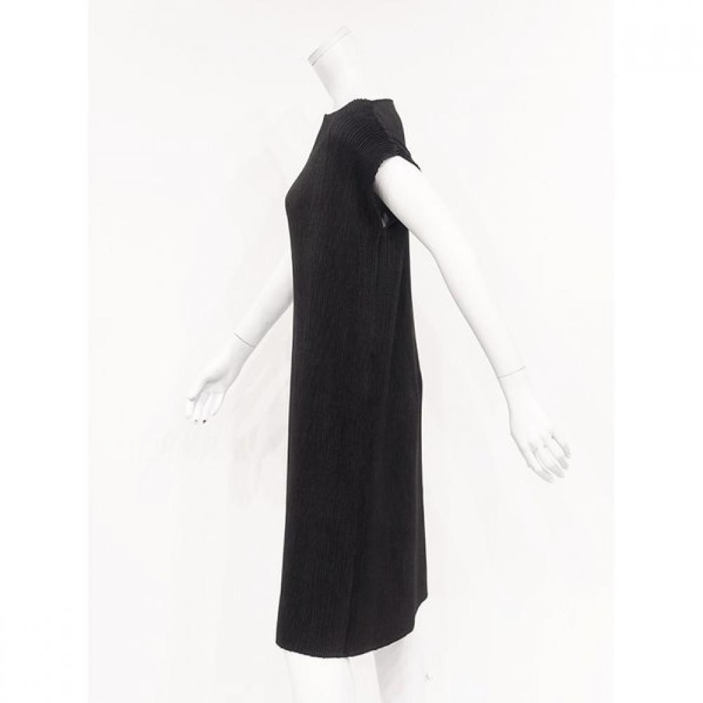 Specchio V Neck Drop sleeVe Semi Long Dress 451 550