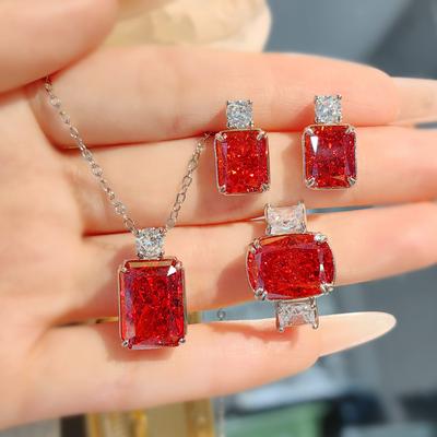 Temperament Seiko Vierkante Ring Set Premium Parfumflesje Hoge Koolstof Diamant IJsbloem Geslepen Ketting Oorbellen Dames