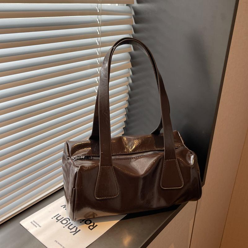 Bags Women's 2025 Autumn and Winter Korean Ins Retro Underarm Baguette Bag Versatile Commuter Casual Handheld Shoulder Bag