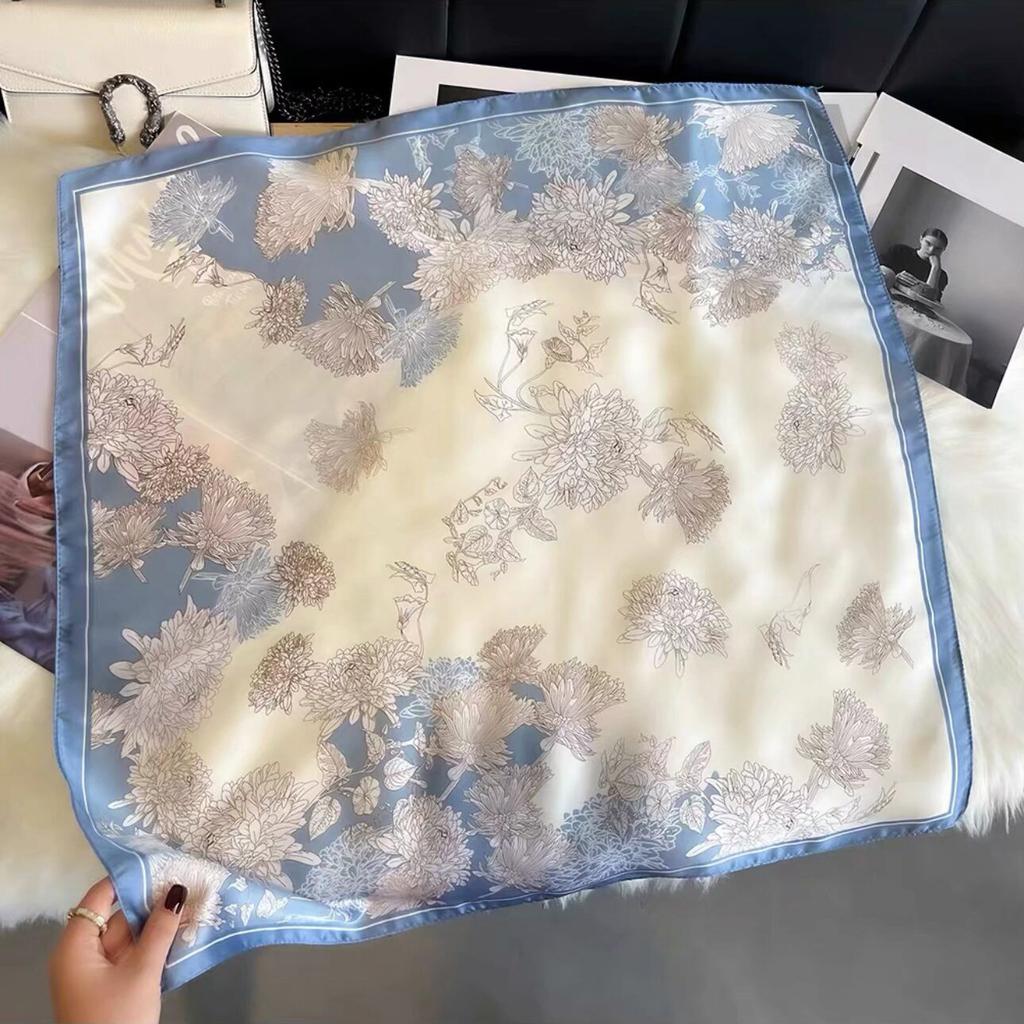 New retro cashew 71CM small square scarf simulation silk scarf spring and summer printing commuting fashion versatile professional scarf