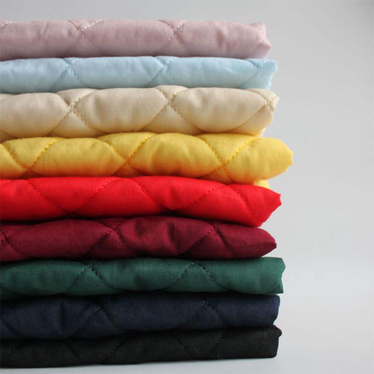 Thick Quilted Pure Cotton Fabric with Imitation Silk Lining for Winter Clothing