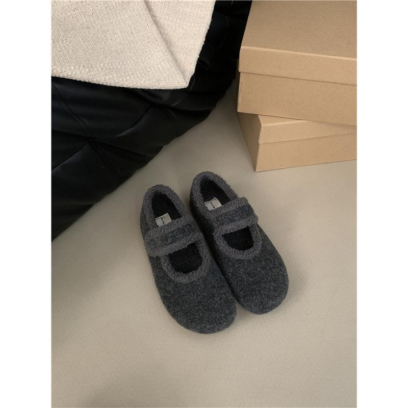 

2025 spring and autumn new fashion versatile Mori retro Velcro velvet cotton shoes women lazy Mary Jane milk 39 темно-сірий