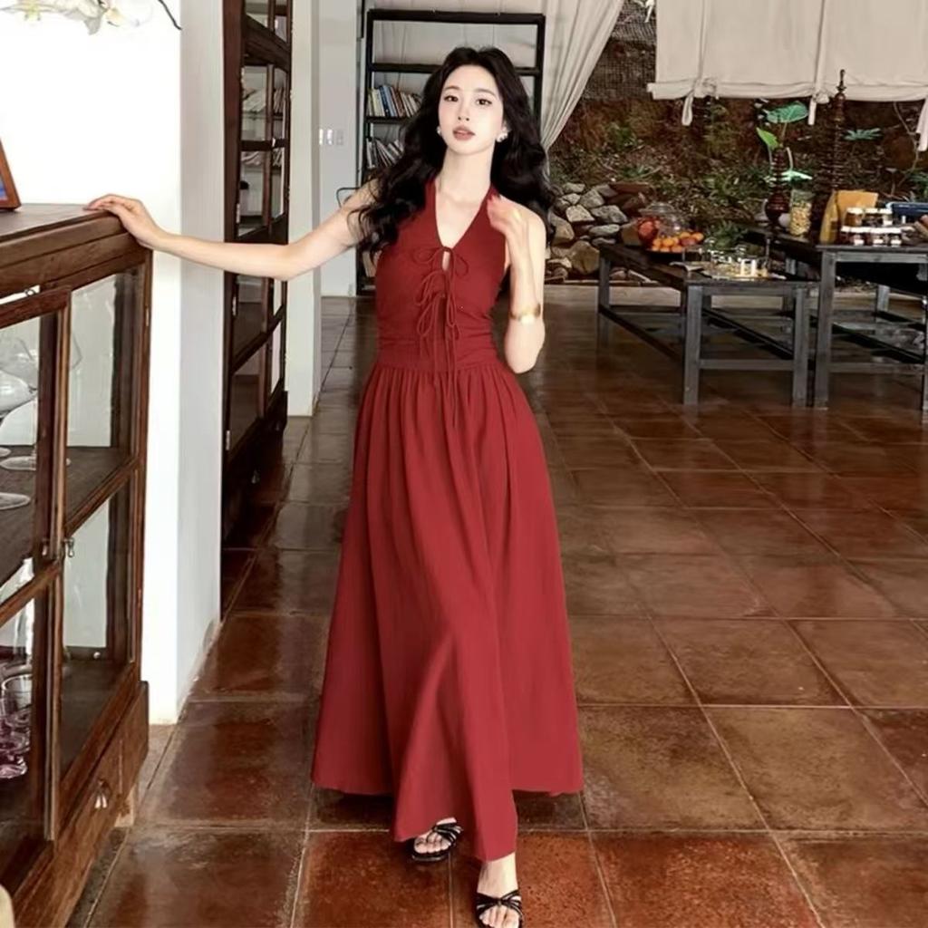 French Retro Red Neck Suspender Dress Women's Summer New Seaside Vacation Temperament Waist Dress 2026
