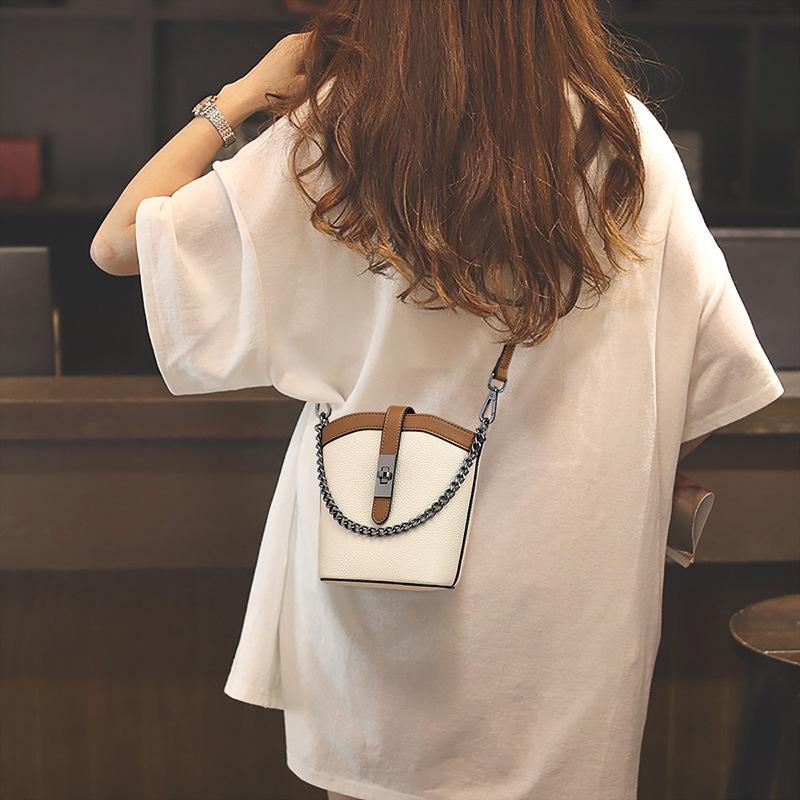 Bag Women's Autumn and Winter New Messenger Bag Bucket Bag Women's Bag Leather Light Luxury High-end Shoulder Bag