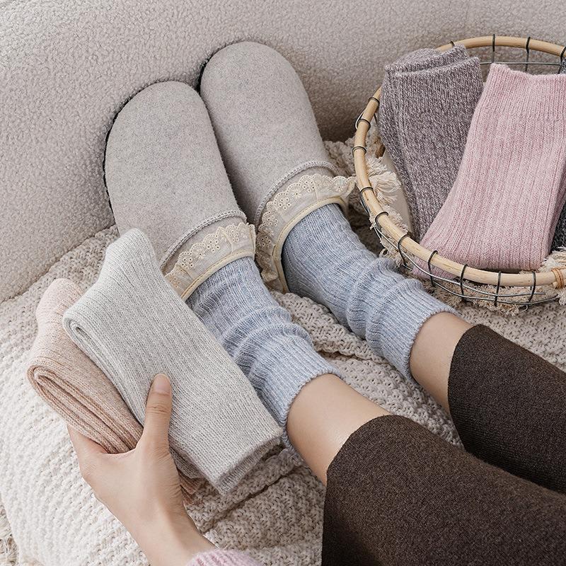 Children's Socks: Long Tube Socks, Winter and Autumn Thick Needle-knitted Thick Wool Socks, Warm and Fluffy Socks