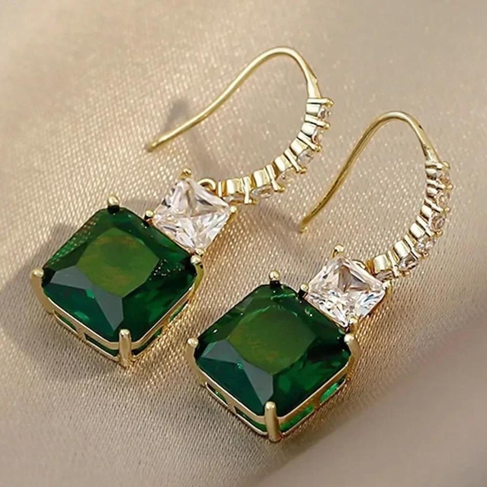New Green Crystal Stone Earrings In Europe And America, Paired With Dazzling Luxury Women'S Anniversary Gifts, Gorgeous Jewelry