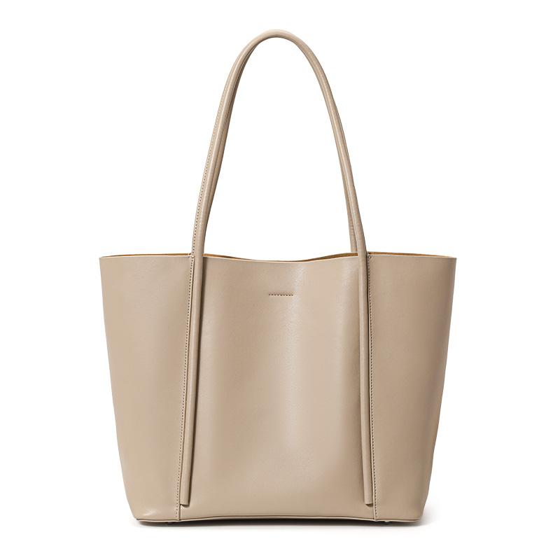 Minimalist Leather Tote Bag with Front Pocket
