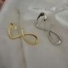 Broche Diseño de metal de alta gama Estilo INS en forma de 8 Cómodo de usar Broche grande Accesorios de alfiler de abrigo
