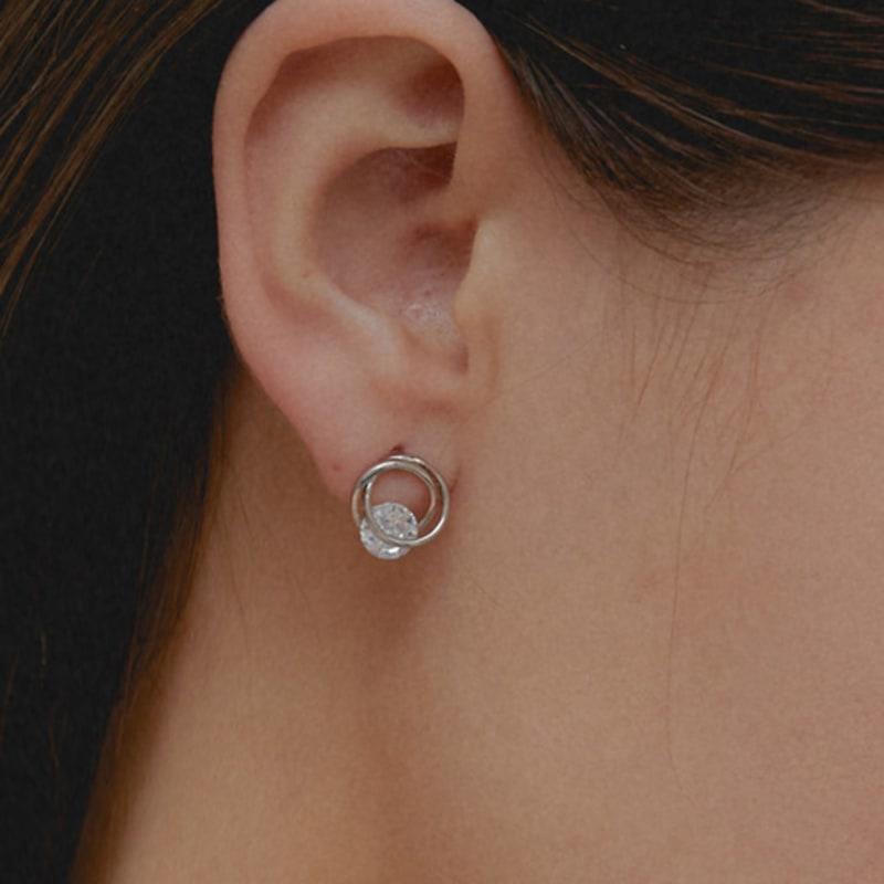 Primaute Twist Cubic Round Earring