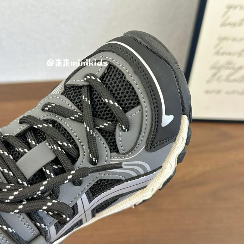 Youth Style Shoes Kids Breathable Mesh Sneakers Boys Girls Lightweight Non-Slip Casual Shoes Outdoor Play