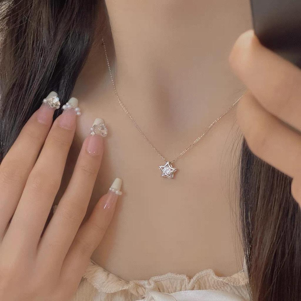 Korean Five-Pointed Star Rhinestone Pendant Necklace – Chic Summer Women's Accessory